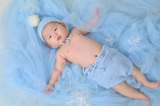 和田孕妇三个月肚子多大